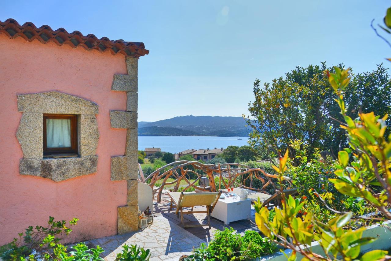 Case Vacanze La Conia Cannigione Dış mekan fotoğraf
